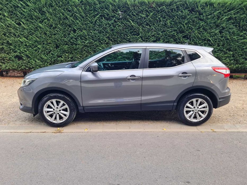 Nissan Qashqai 1.5 DCI 110CP, 2015, 166.000 km certificați, EURO5, încălzire în scaune, garanție motor+cutia de viteze, posibilitate vânzare în rate