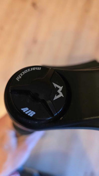 XC Вилка Marzocchi Bomber Z2 29" Boost Suspension Fork 100 mm