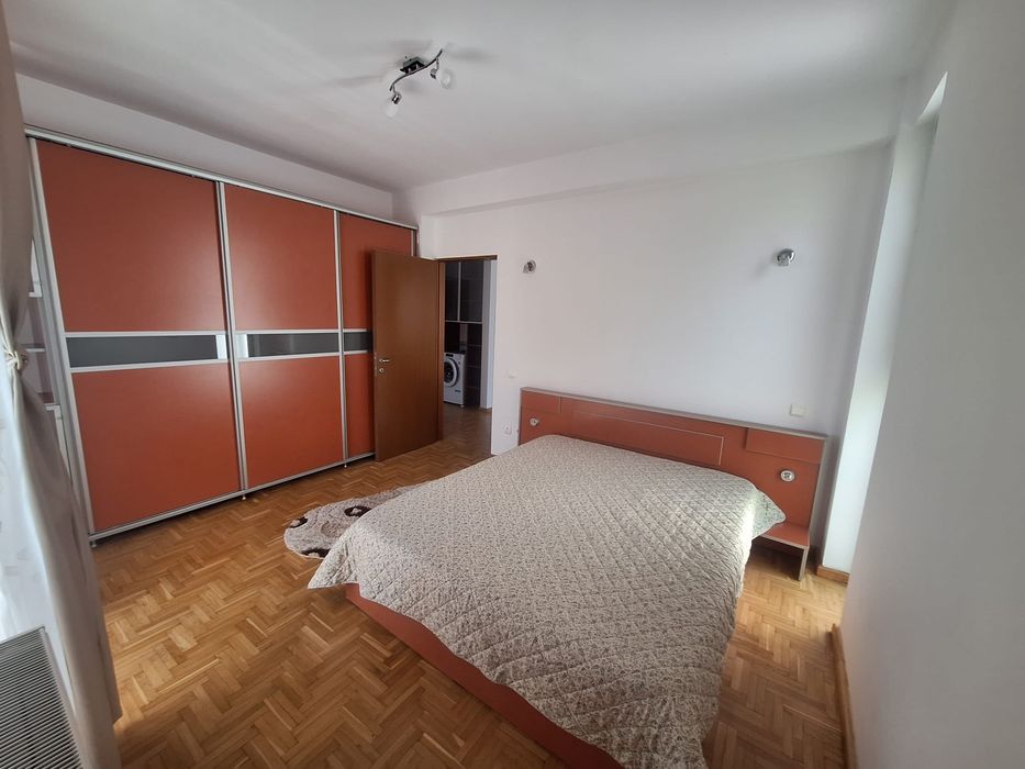 Apartament 3 camere de închiriat (Otopeni)