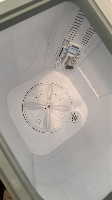 Продам стиральную машинку полуавтомат