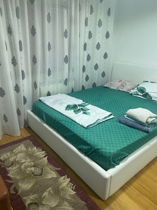 Vând apartament cu 2 camere , semidecomandat si mobilat