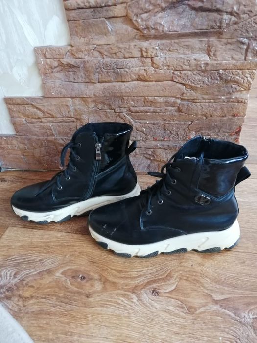 Весенняя обувь сапожки