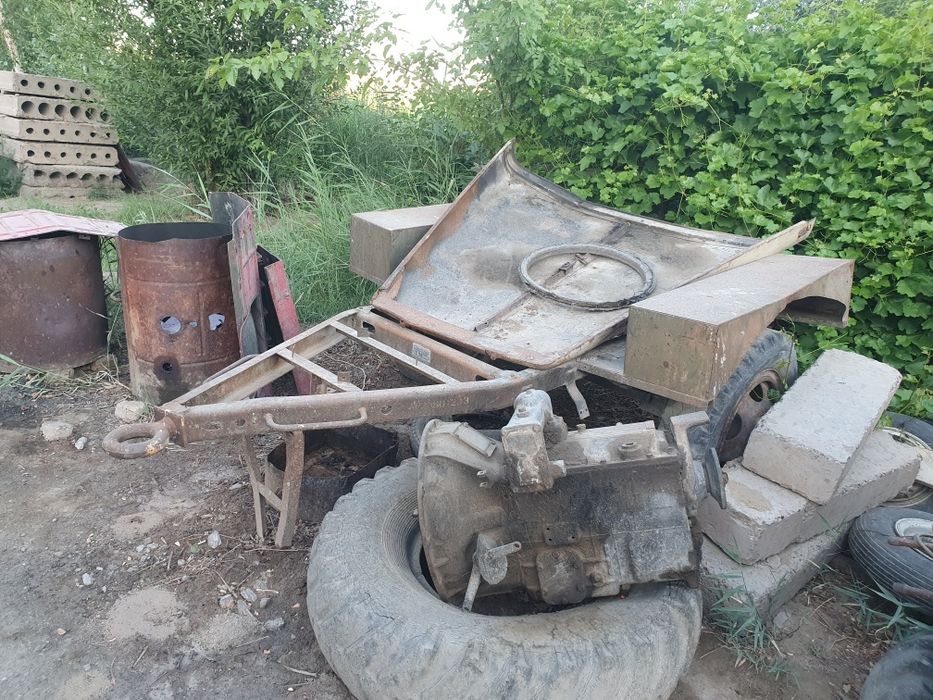 Прицеп 1  мостли пиво бочканики