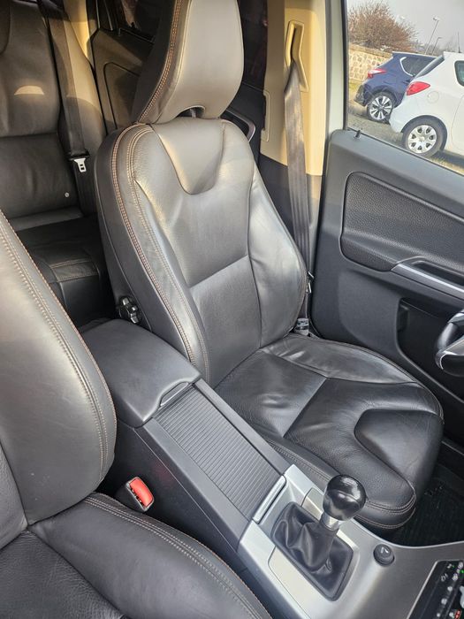 VOLVO XC60 2010 — imagine 5