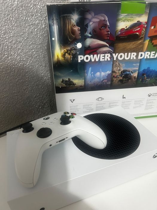 Xbox Series S-Folosit,in stare foarte buna