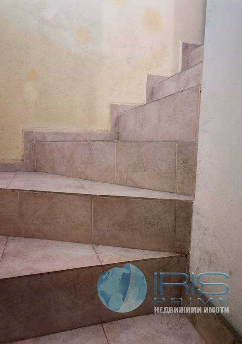 Продава се Офис в Шумен, Център - 30 кв.м за 1667 €/кв.м - Снимка #3