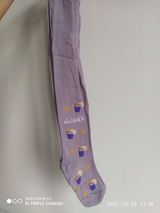 Продам колготки на девочку новые!