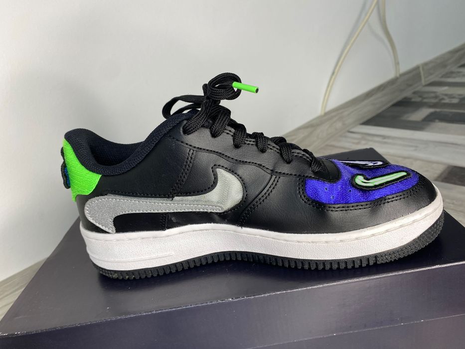 Нови NIKE AIR FORCE 1 с велкро лепенки, 39 номер