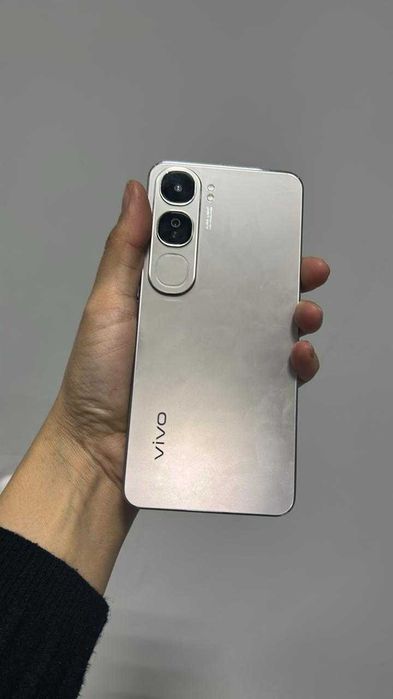 723010 Vivo V40 Lite