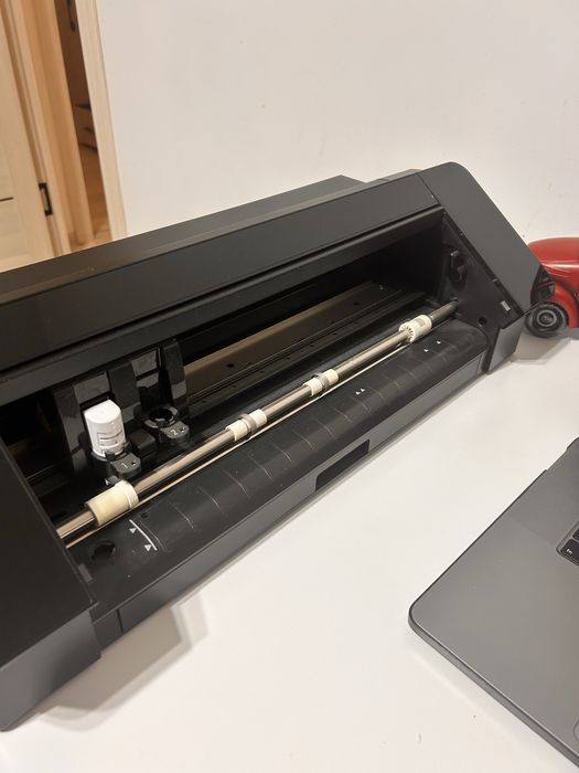 продам плоттер silhouette (сша)