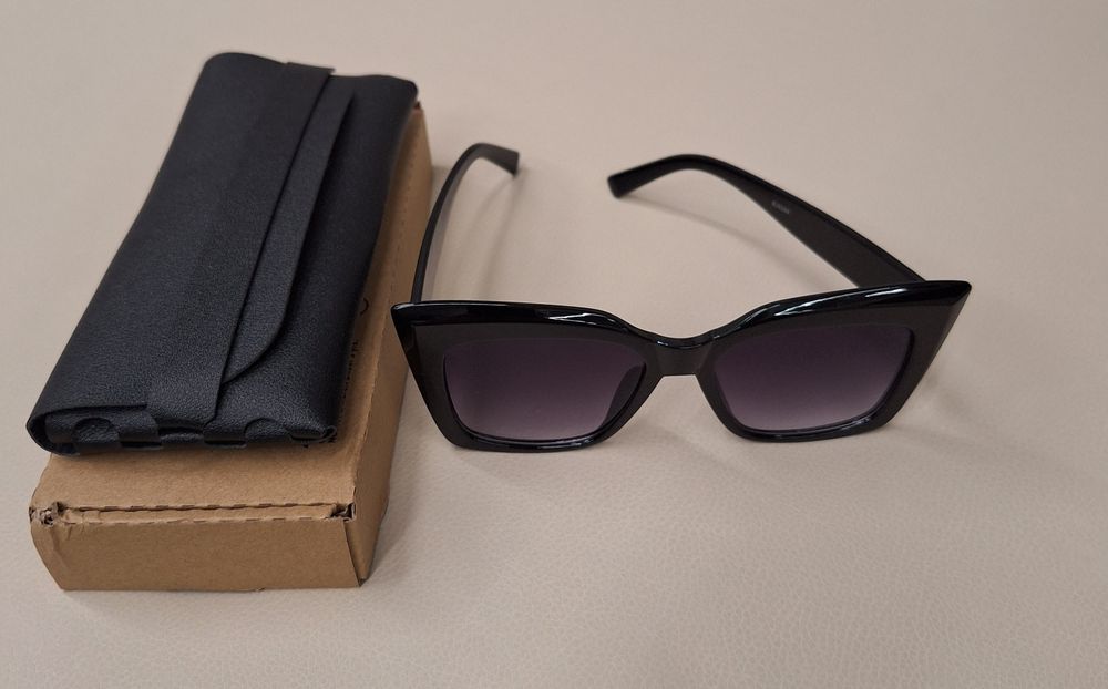 Продавам нови слънчеви очила