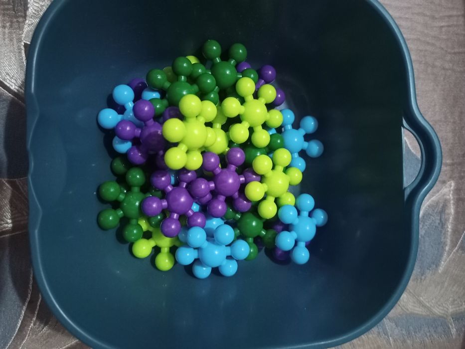 Продам много игрушек