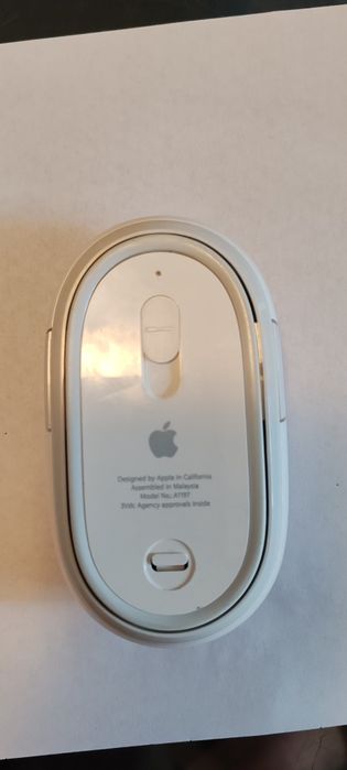 Apple Mighty Mouse/ безжична блутут мишка