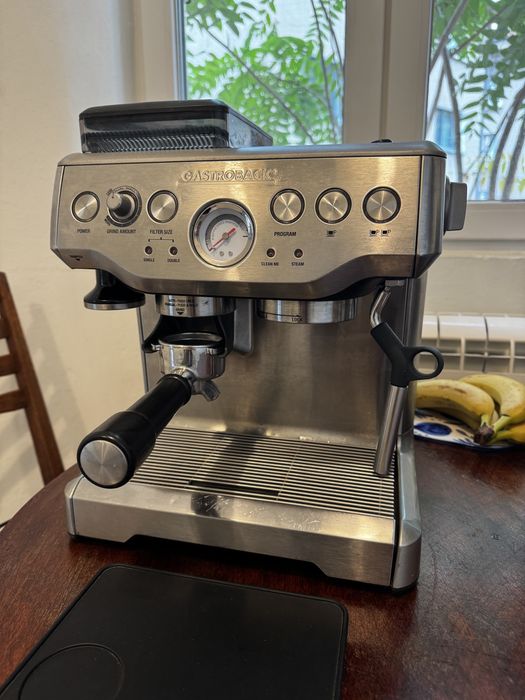 Кафемашина Gastroback с мелачка