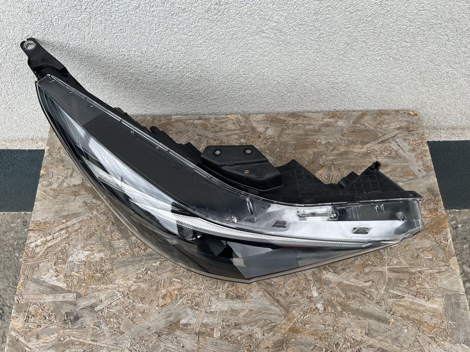 Far dreapta Hyundai Elantra CN7 halogen + LED 2021 2022 2023 Original