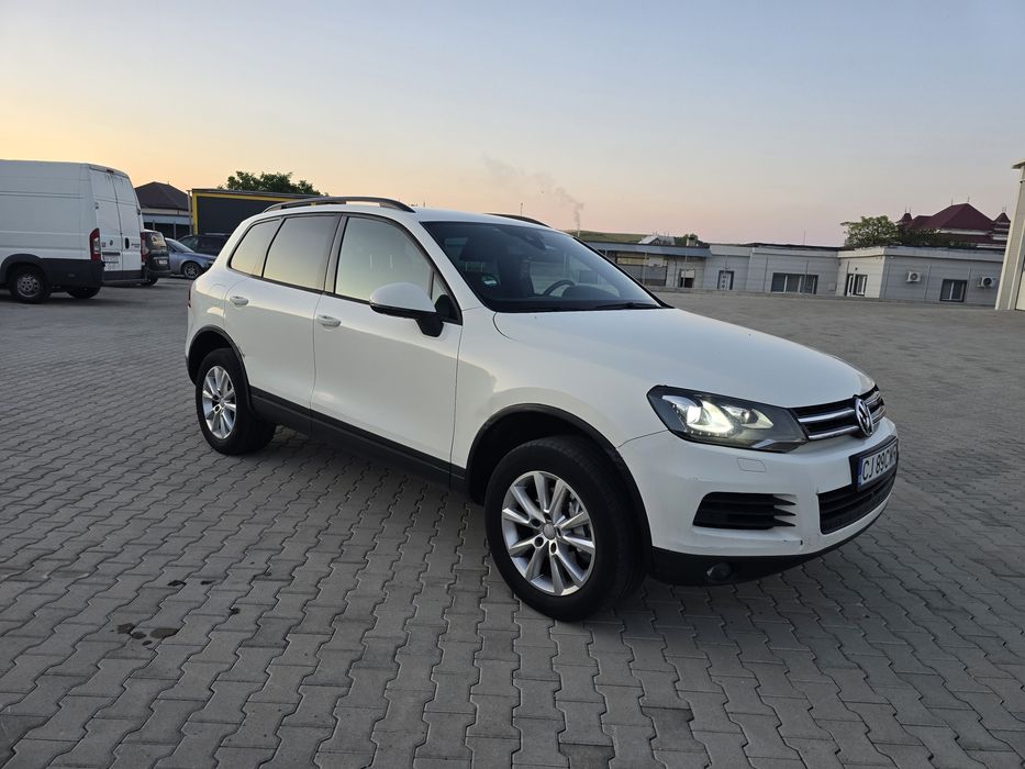 VOLKSWAGEN Touareg 2010 — imagine 2
