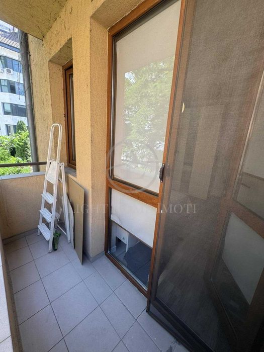 Продава се Тристаен апартамент в Пловдив, Кършияка - 113 кв.м за 2123 €/кв.м - Снимка #21