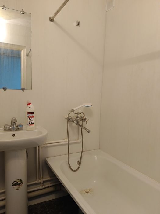 3х комнатная Жусупа 28а