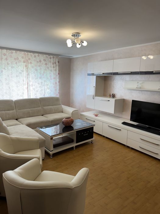 Apartament Etaj 1 Cu loc de Parcare Petru Musat