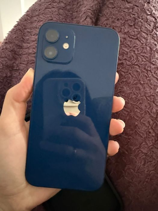 Продам iphone 12
