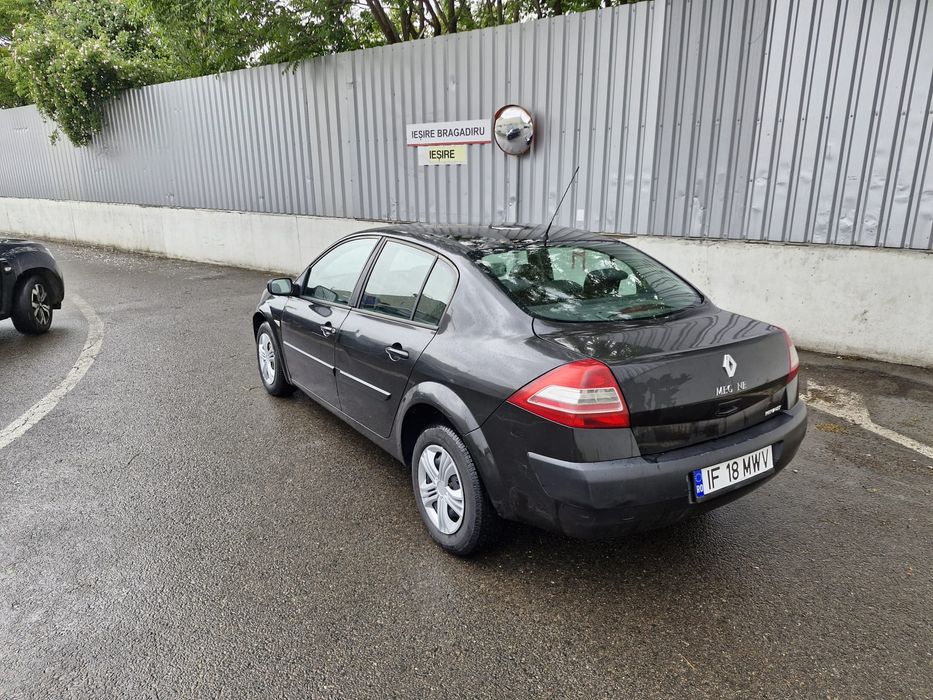 Vand Renault Megane 151.300 km 1.4 benzina
