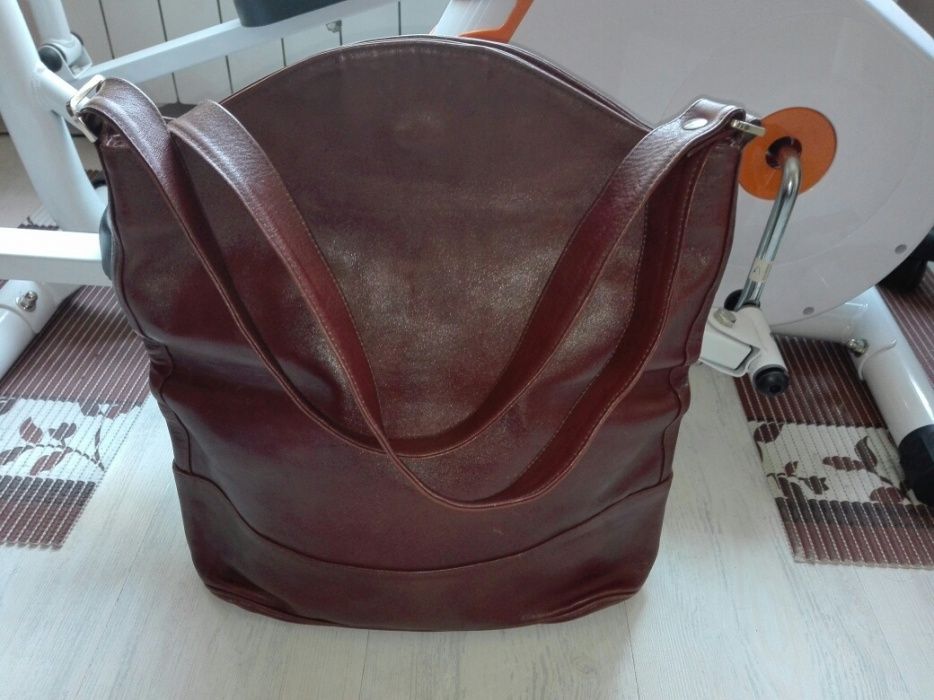 Чанти и раници. Разпродажба на цена от 10 лв. брой