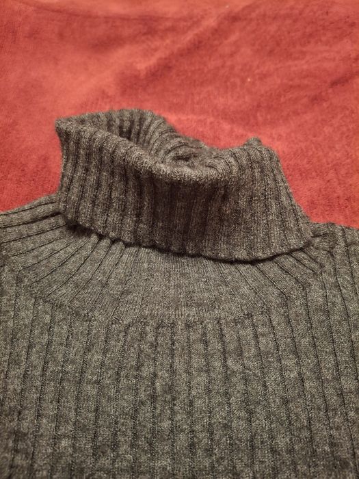 Bluza/Maleta pe gat