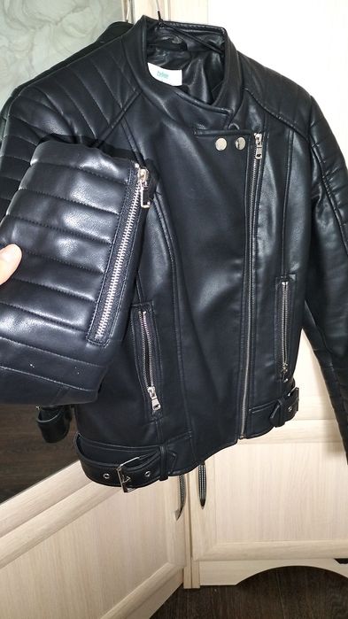 Кожаная куртка женская