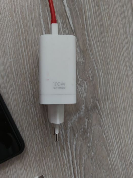 Oneplus 11, 128gb, 8gb ram