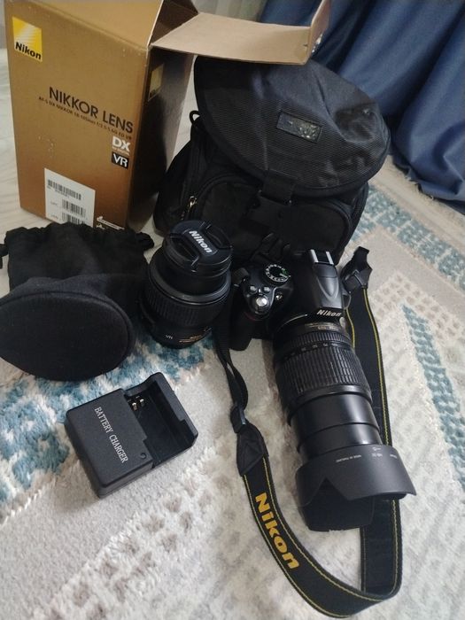 Nikon D3000 жақсы жағдайда бәр заты бар