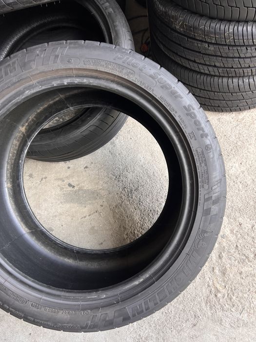 4 anvelope vara 285/35/18 + 255/40/18 , Michelin !