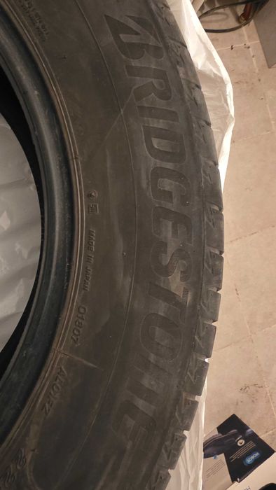 Bridgestone 225 65 17 летни