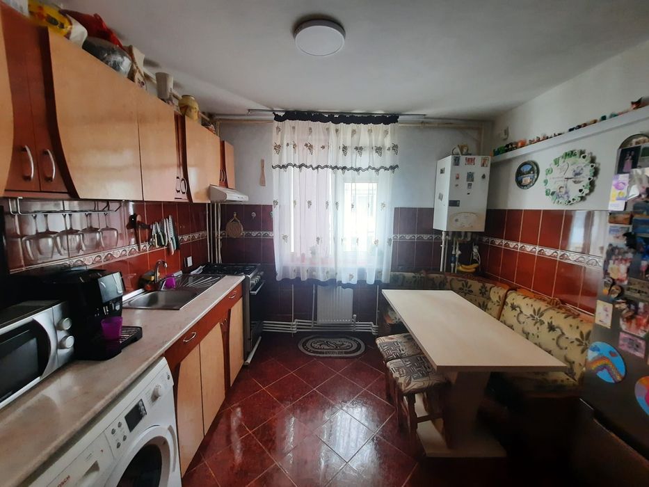 Apartament 2 camere decomandat, et3, 50mp, zona Darmanesti