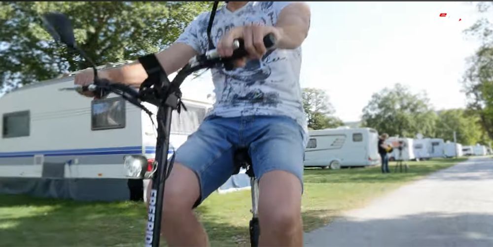 TROTINETA SCUTER ELECTRIC eFlux Freerider S2 HUB 2500W pliabil camping