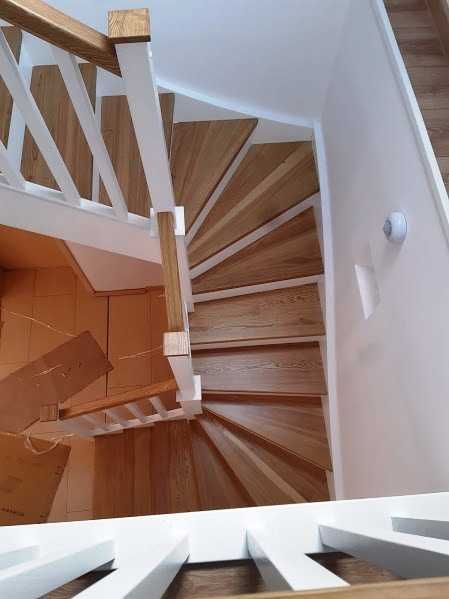 Scari din lemn masiv,trepte lemn masiv