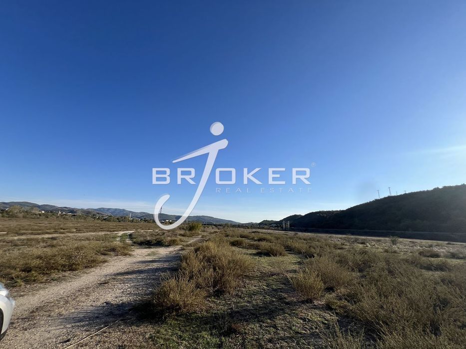 Парцел в Кърджали, област-гр.Момчилград