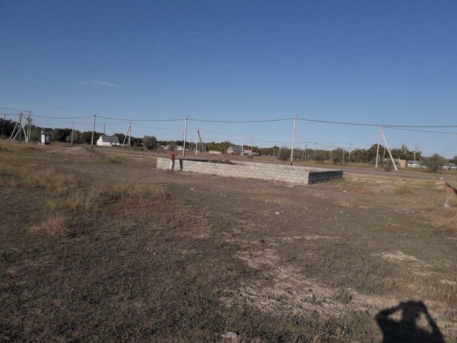 Продам участок с фундаментом