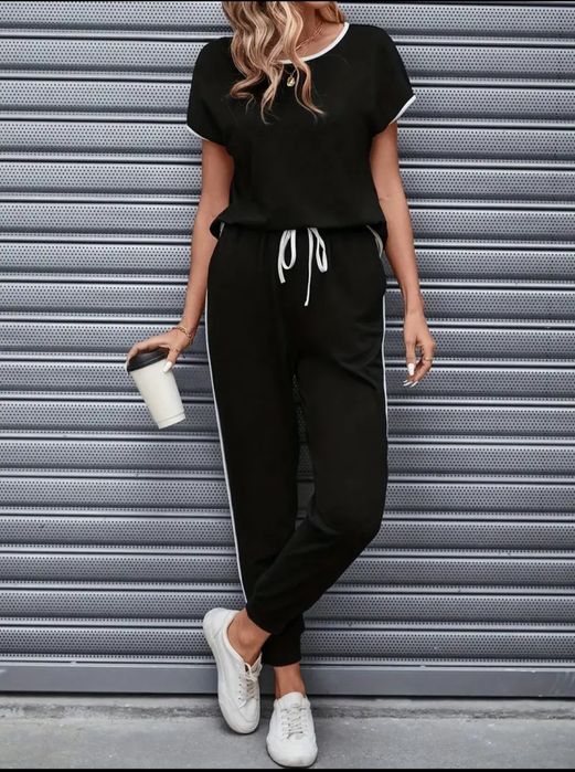 Костюмчик женский