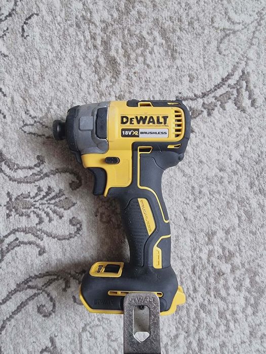 Dewalt flex dcg412 ,pistol cuie dcn660 ,pendular dcs334 , borm.dcd771