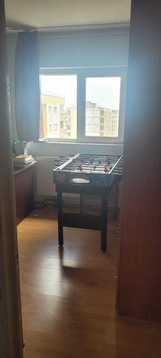 4 camere, Bdul Chisinau, foarte spatios si luminos