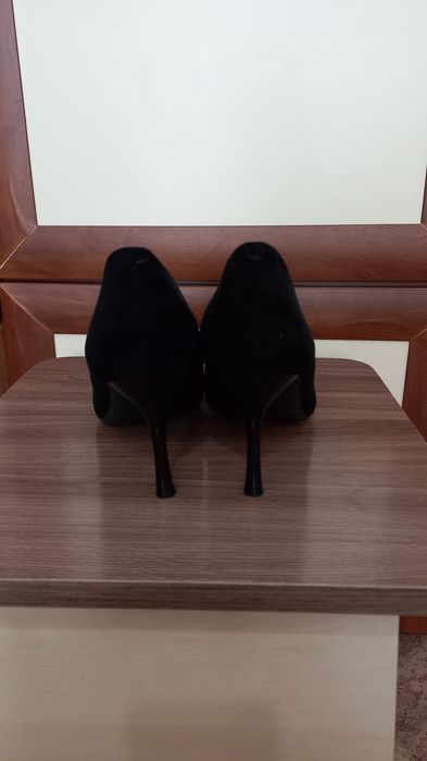 Продам туфли классика