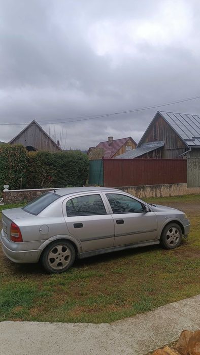 Asina Opel Astra
