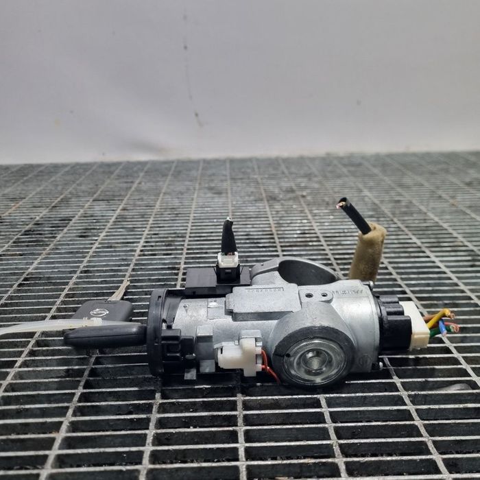 Contact Cu Cheie Nissan Qashqai Facelift 1.6 Dci 2010 - 2013 SUV (1404) 4419AMW1014