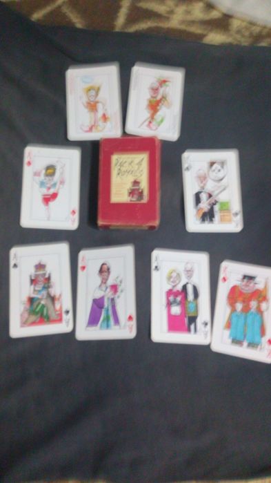Carti de joc. Pack of Royals.caricaturist Willie Rushton ,s.  Anglia.