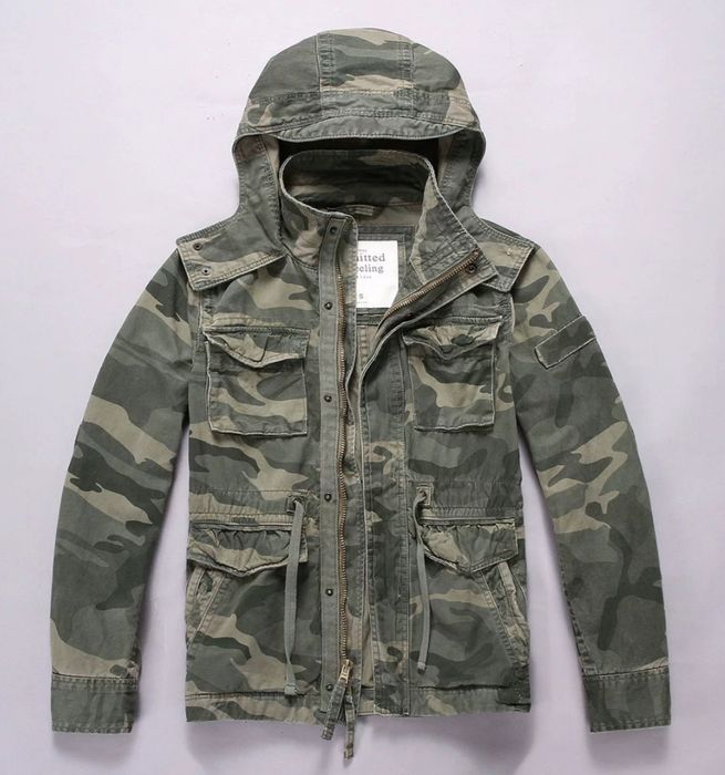 Ветровка в стиле "Милитари".