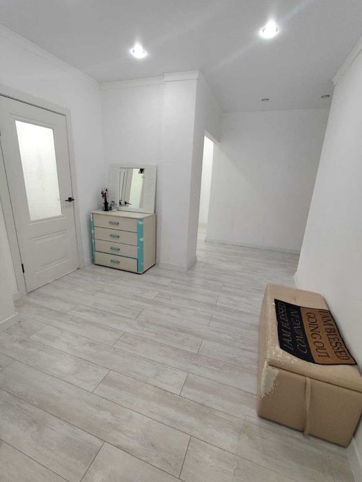 Продается 2 комн. кв. р-н 2-база