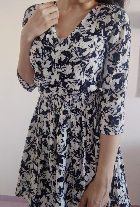 Bik Bok Супер удобна рокля