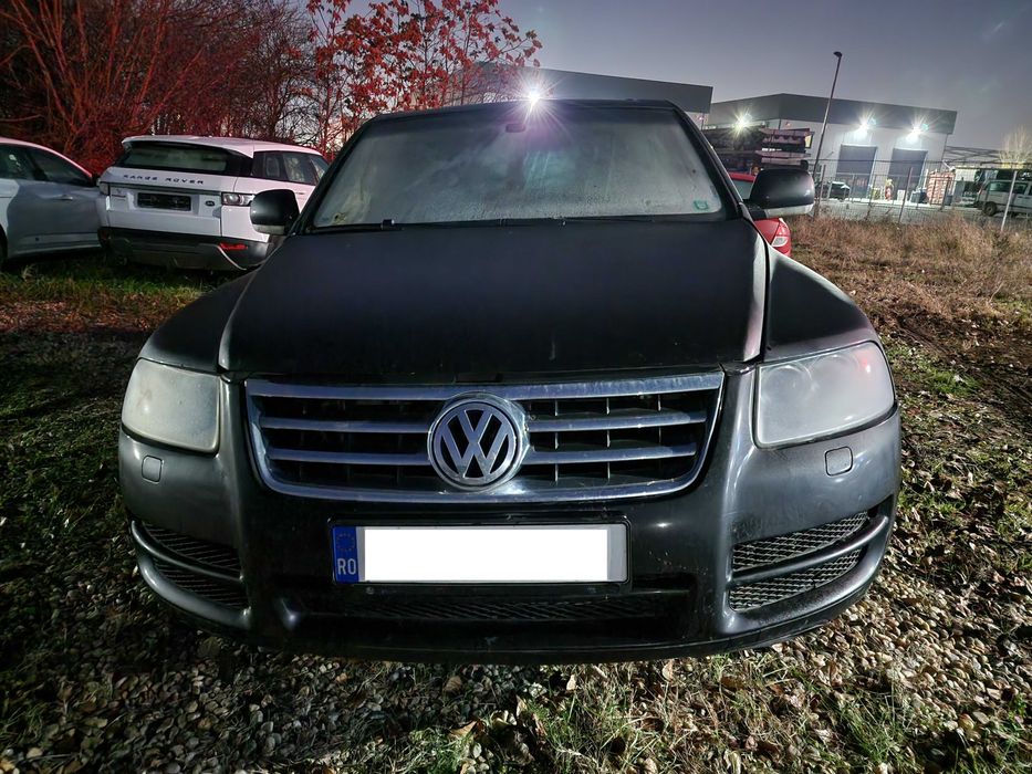 Fata completa Volkswagen Touareg 2003 2006 faruri bi-xenon capota bara
