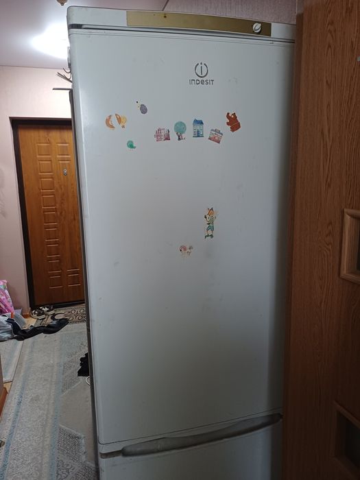 Продаются 2 холодильника
