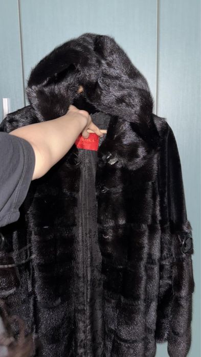 Продам норковую шубу